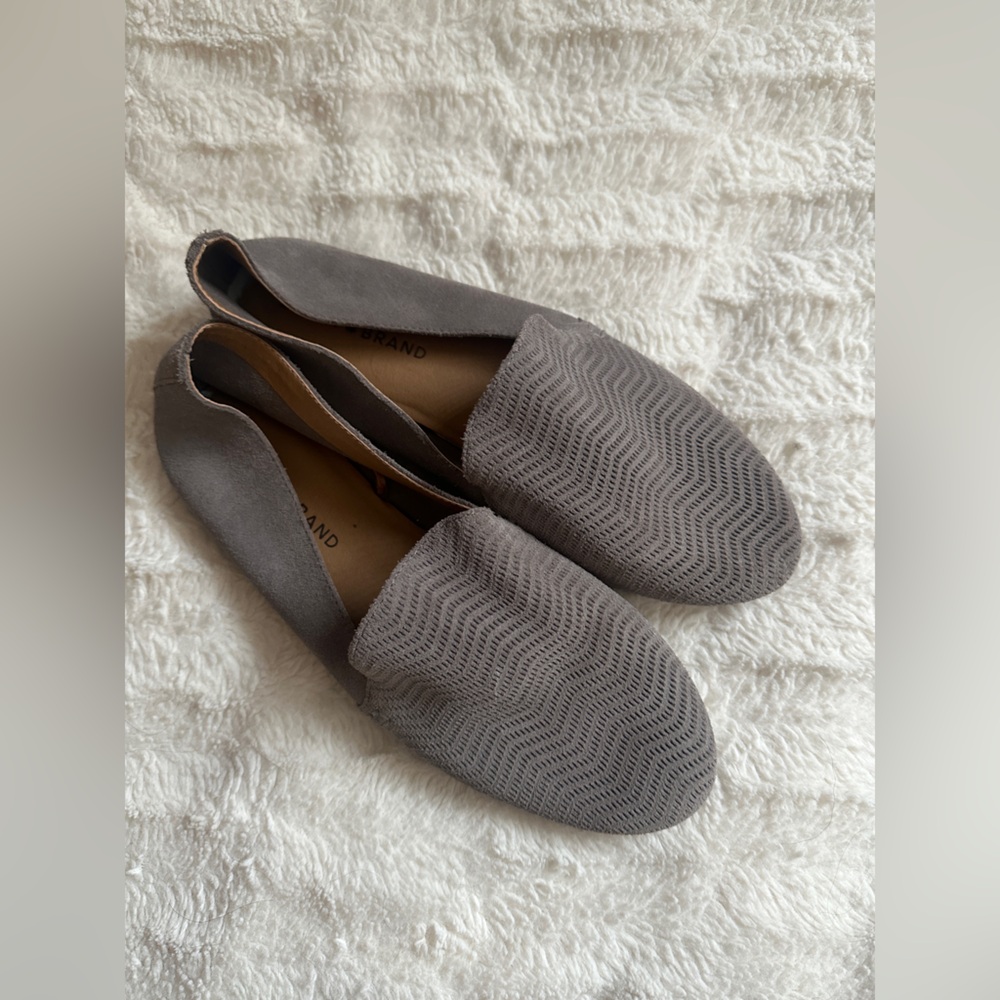 Lucky Brand Women's Gray Loafers